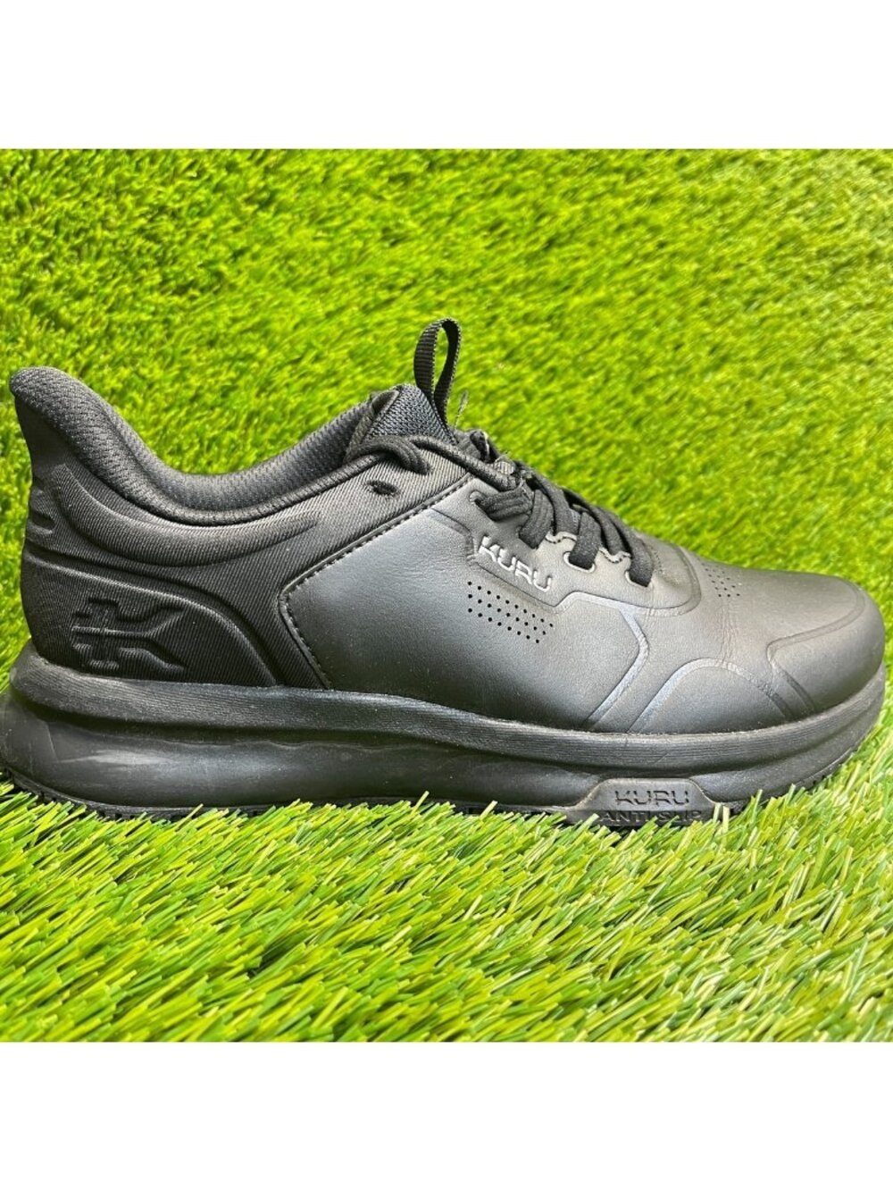 Kuru Shift Womens Size 8 Jet Black Athletic Walking Anti-Slip Shoes Sneakers